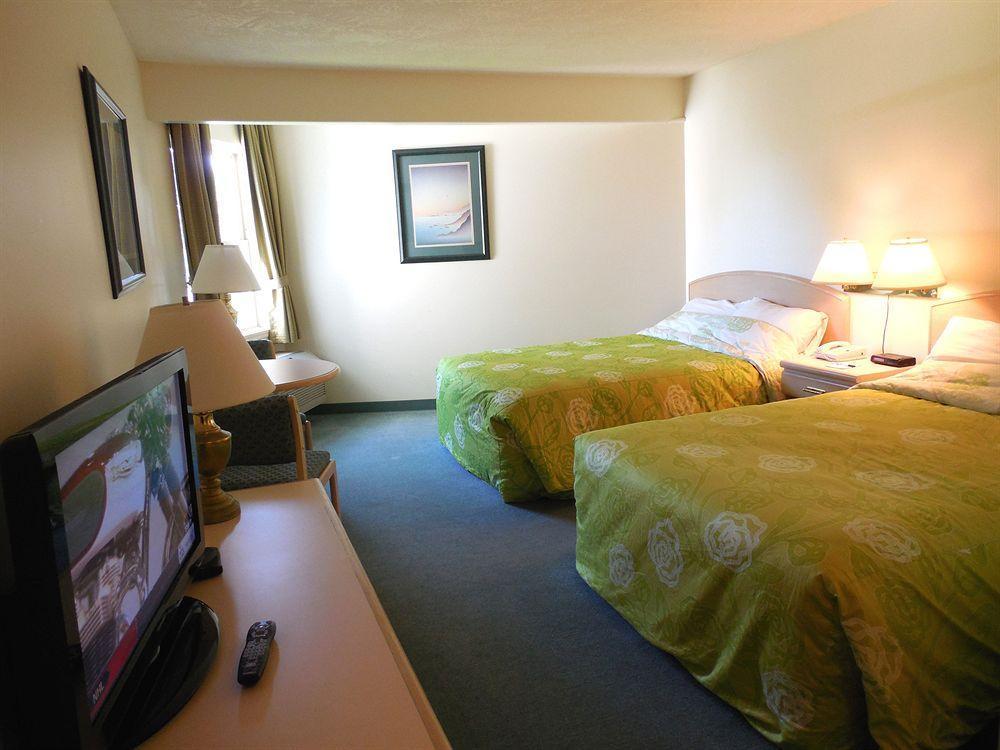 Coast Parksville Hotel Ngoại thất bức ảnh